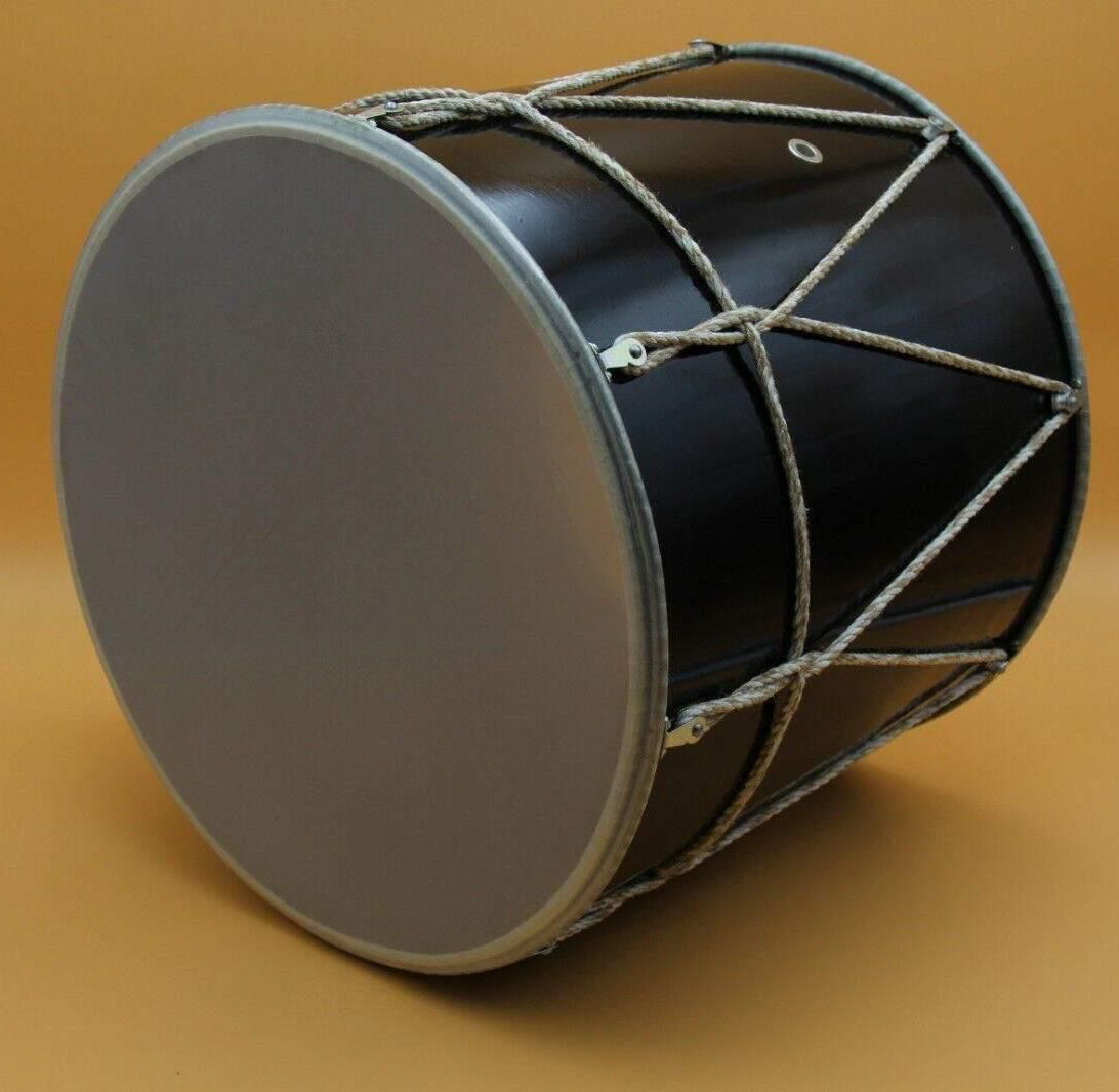 Gelin Çıkarma Töreninde Geleneksel Ritim Gösterisi